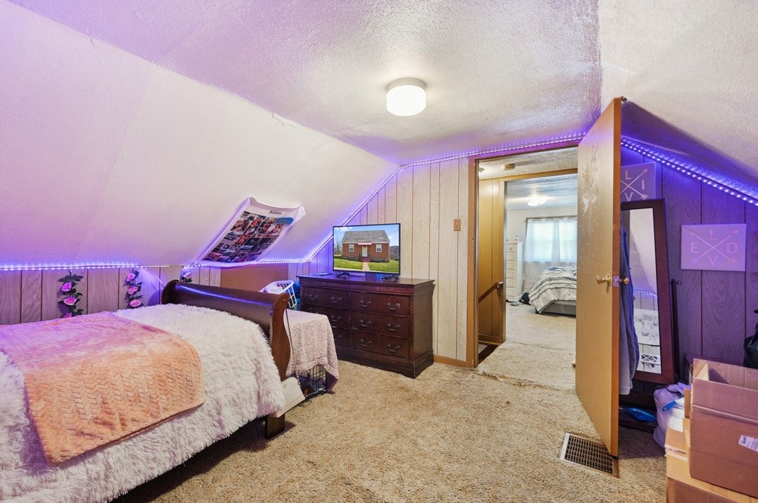 309 Owens Ave, Mckeesport PA  15133-2435 exterior