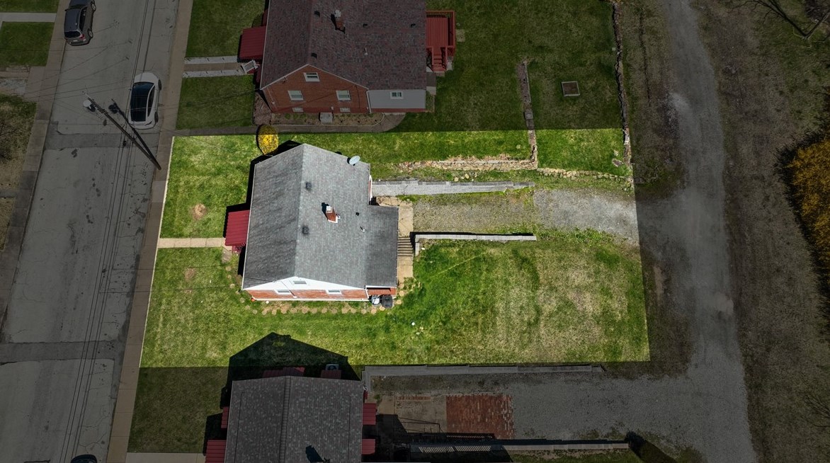 309 Owens Ave, Mckeesport PA  15133-2435 exterior