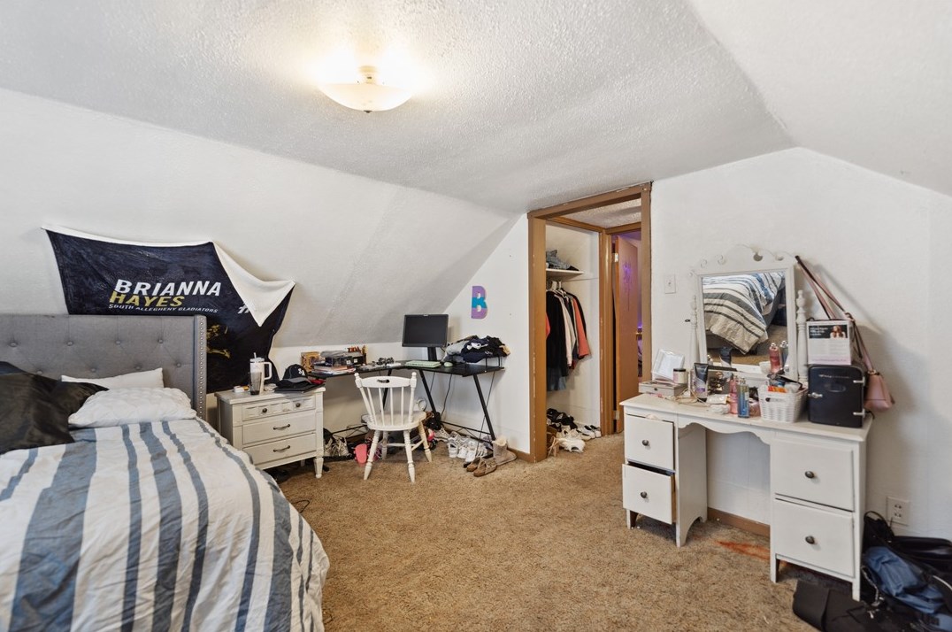 309 Owens Ave, Mckeesport PA  15133-2435 exterior