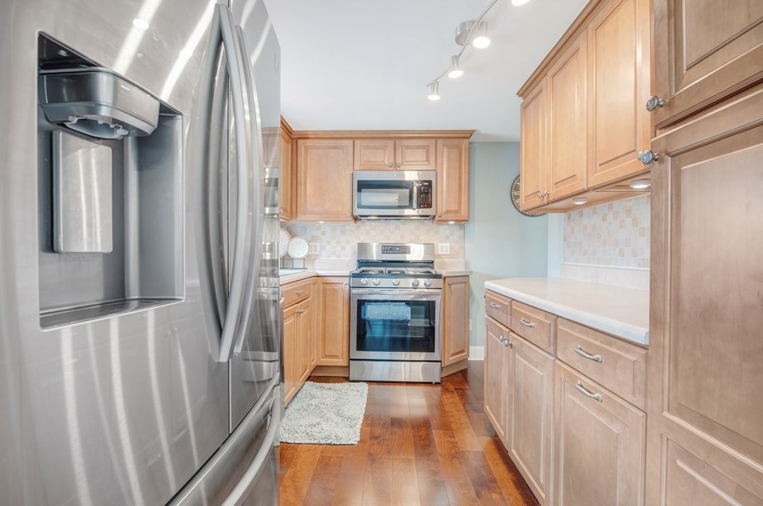 120 Blue Jay Dr, Canonsburg PA  15317-2342 exterior