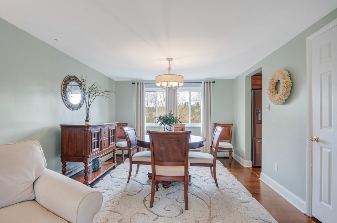 120 Blue Jay Dr, Canonsburg PA  15317-2342 exterior