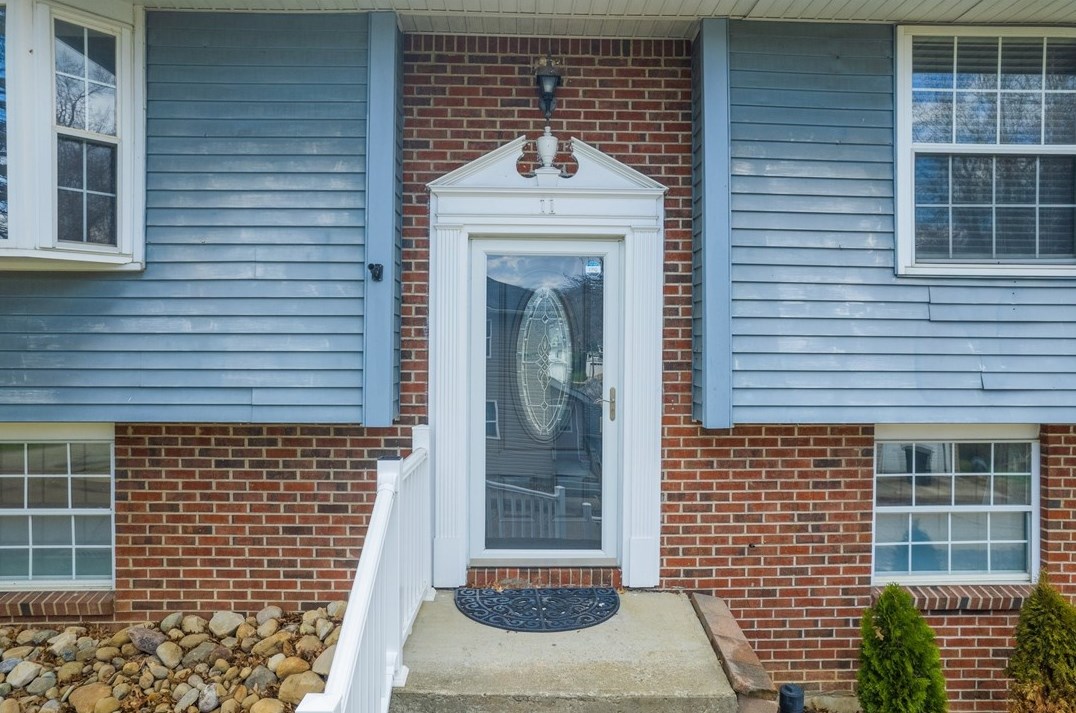 11 Pine St, Washington PA  15301-3579 exterior