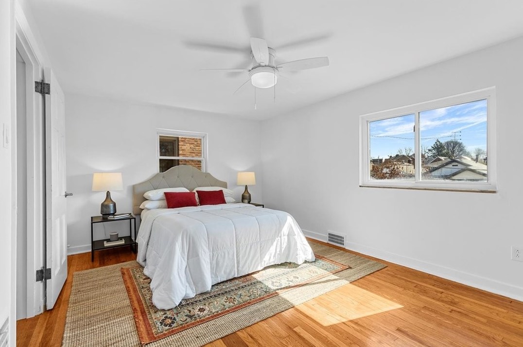 1365 Hawthorne St, Pittsburgh PA 15201-2048 exterior