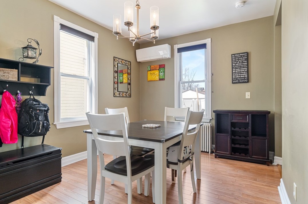 145 Blackhawk St, Pittsburgh PA 15218-2322 exterior