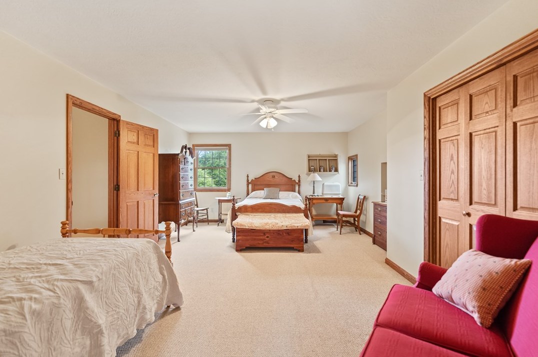 111 Red Brush Trl, Harmony PA  16037-8223 exterior