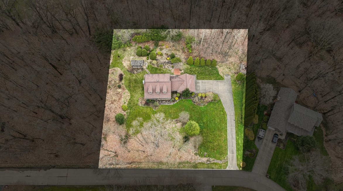 111 Red Brush Trl, Harmony PA  16037-8223 exterior