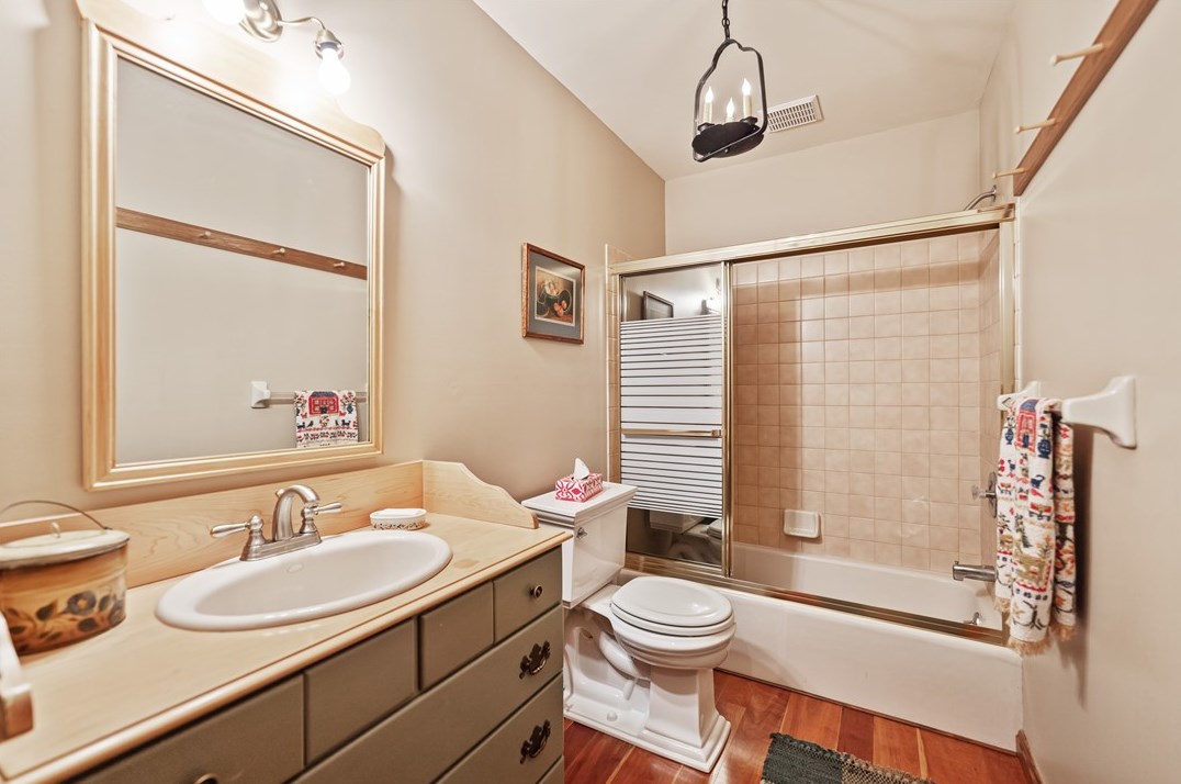 111 Red Brush Trl, Harmony PA  16037-8223 exterior