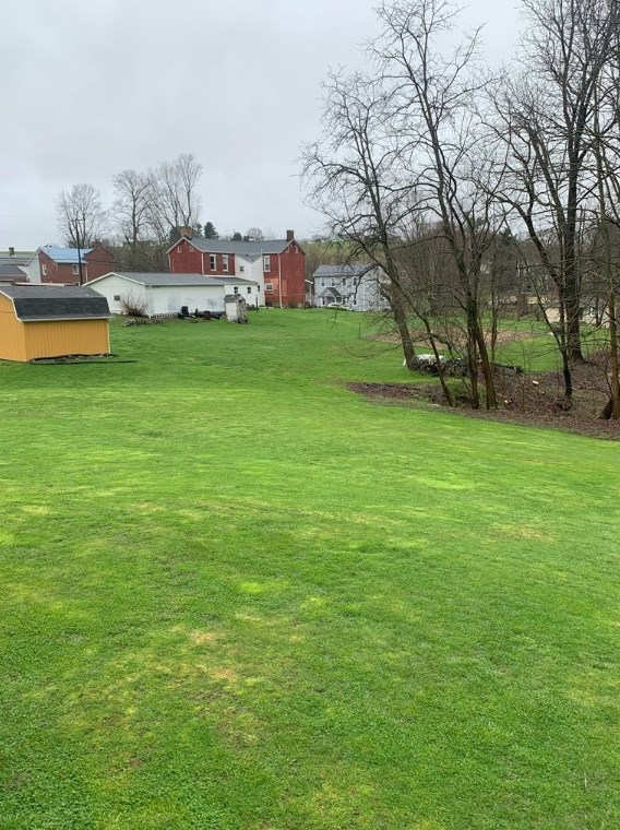 438 Pne St, Hookstown PA 15050-1336 exterior