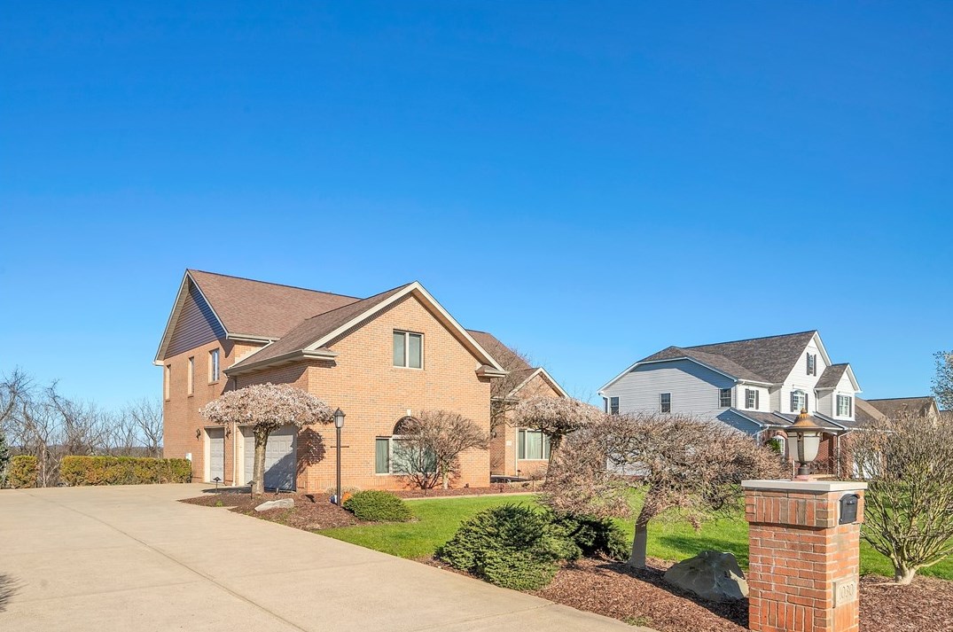 1030 Lexington Dr, Export PA  15632-9022 exterior