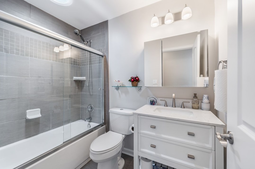 2469 Ridge Rd, Library PA  15129-8814 exterior