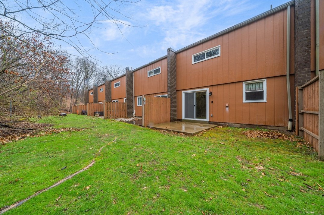 128 Rivermont Ct, Cheswick PA  15024-1024 exterior