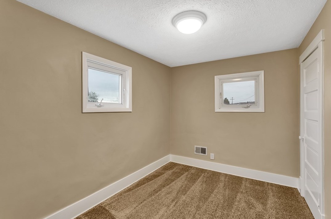 7 Short St, New Kensington PA  15068-2036 exterior