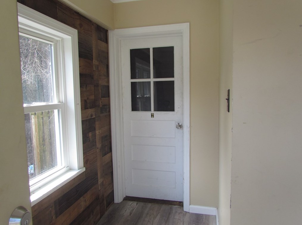 410 Cedar Ave, Hermitage PA  16146-2612 exterior