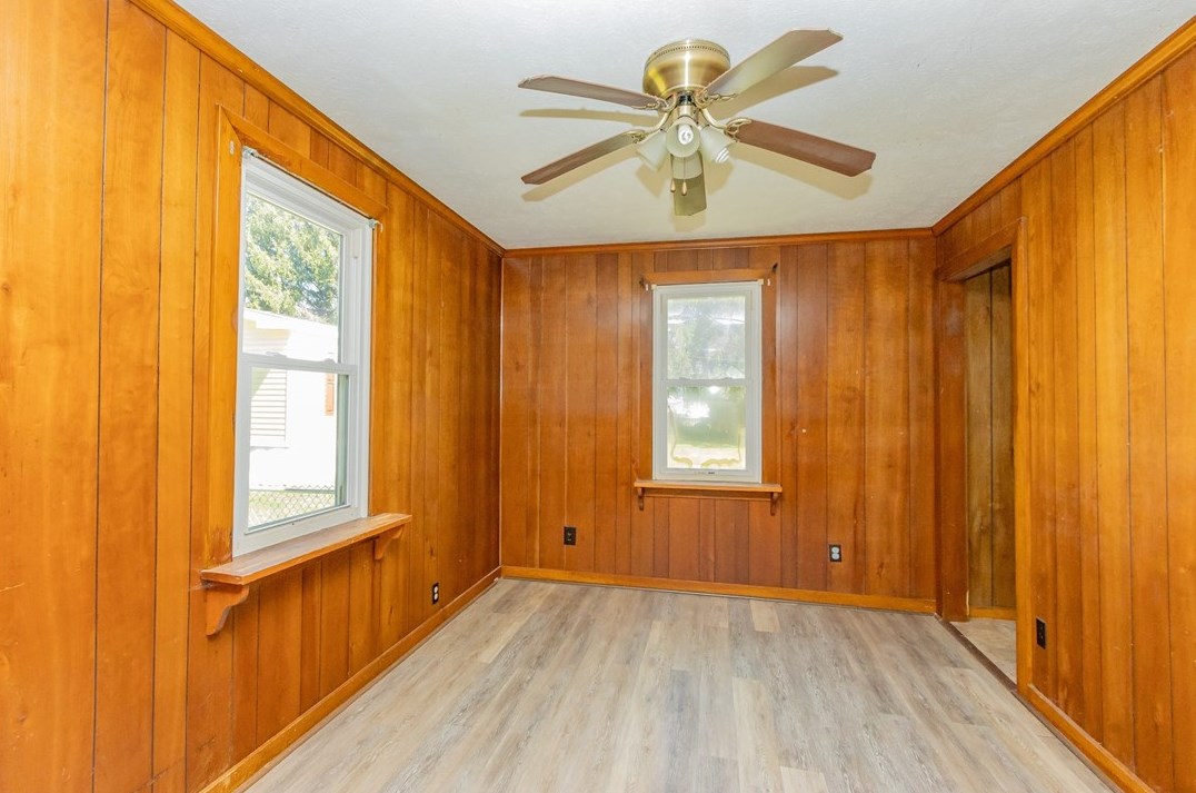 1134 Overlook Dr, Vandergrift PA  15690-6131 exterior