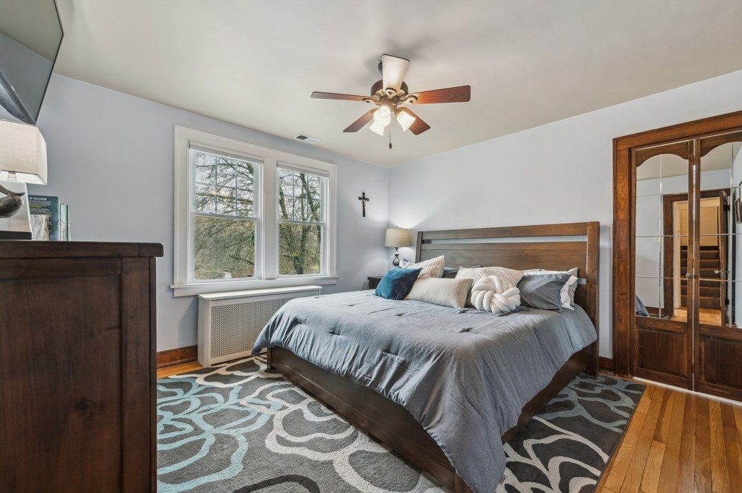 700 Cascade Rd, Pittsburgh PA  15221-4606 exterior