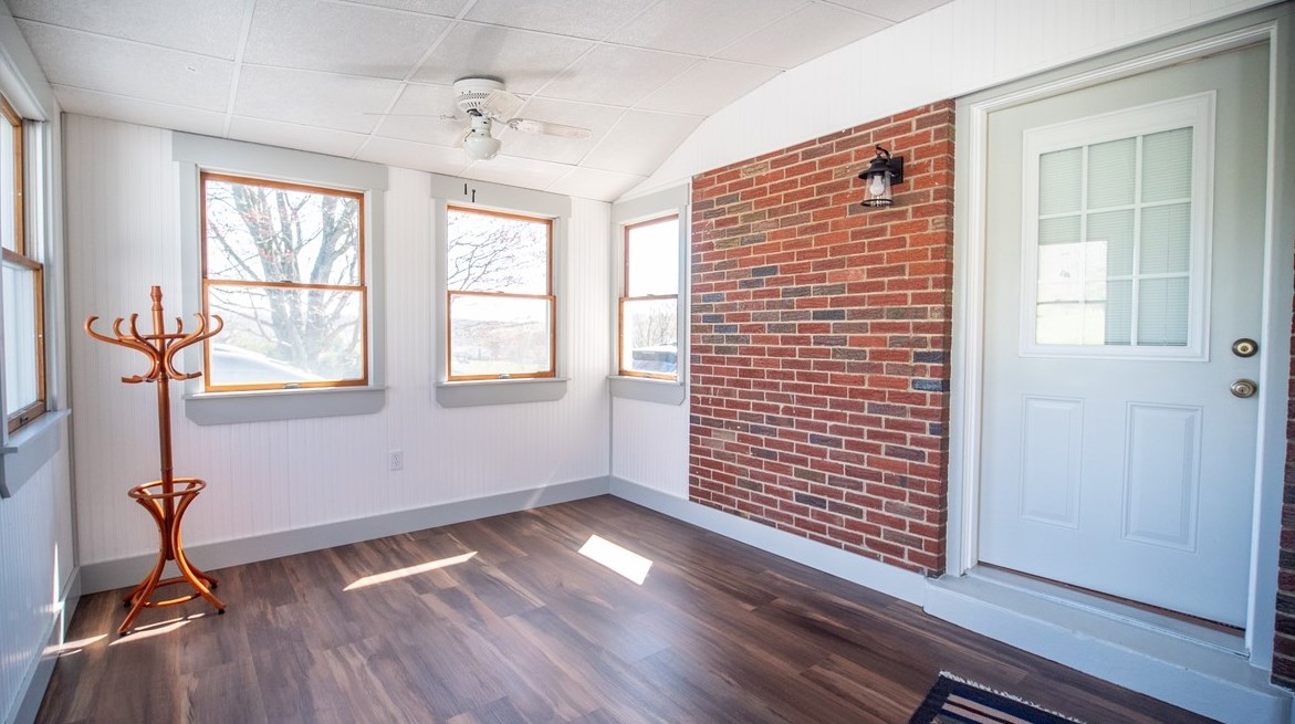 207 Headland Rd, Butler PA  16002-9124 exterior