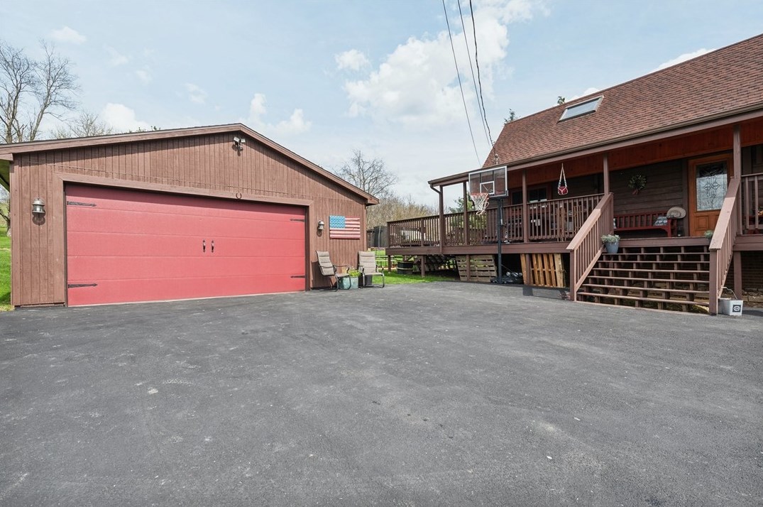647 Bells Mills Rd, West Newton PA  15089-1842 exterior