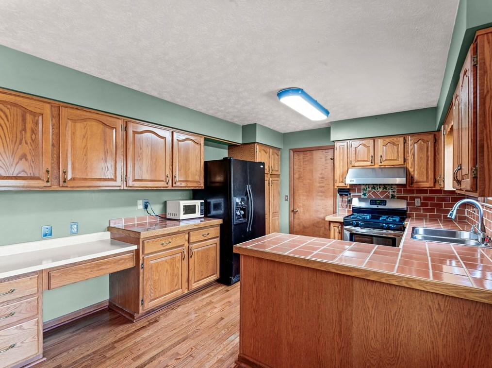 118 Holland Dr, Butler PA  16002-7564 exterior