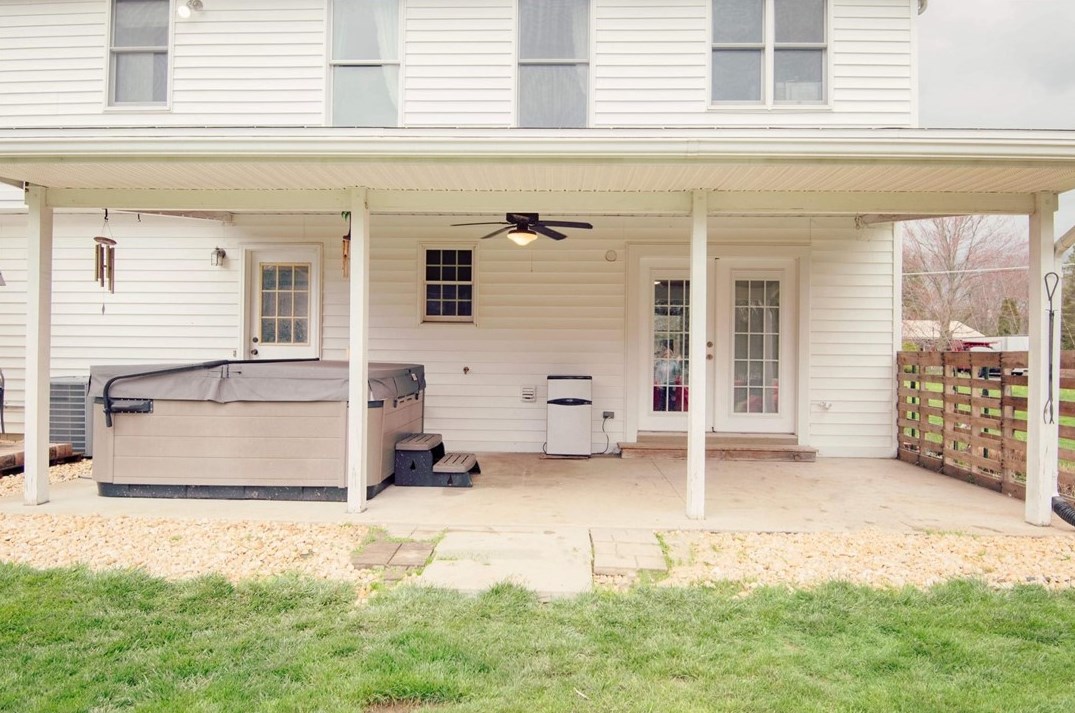 102 Lawrence Ave, Butler PA 16001-2822 exterior