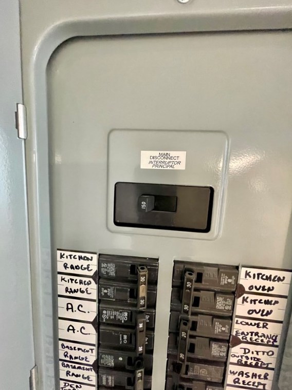 1253 Scenic Dr, Latrobe PA  15650-2735 exterior