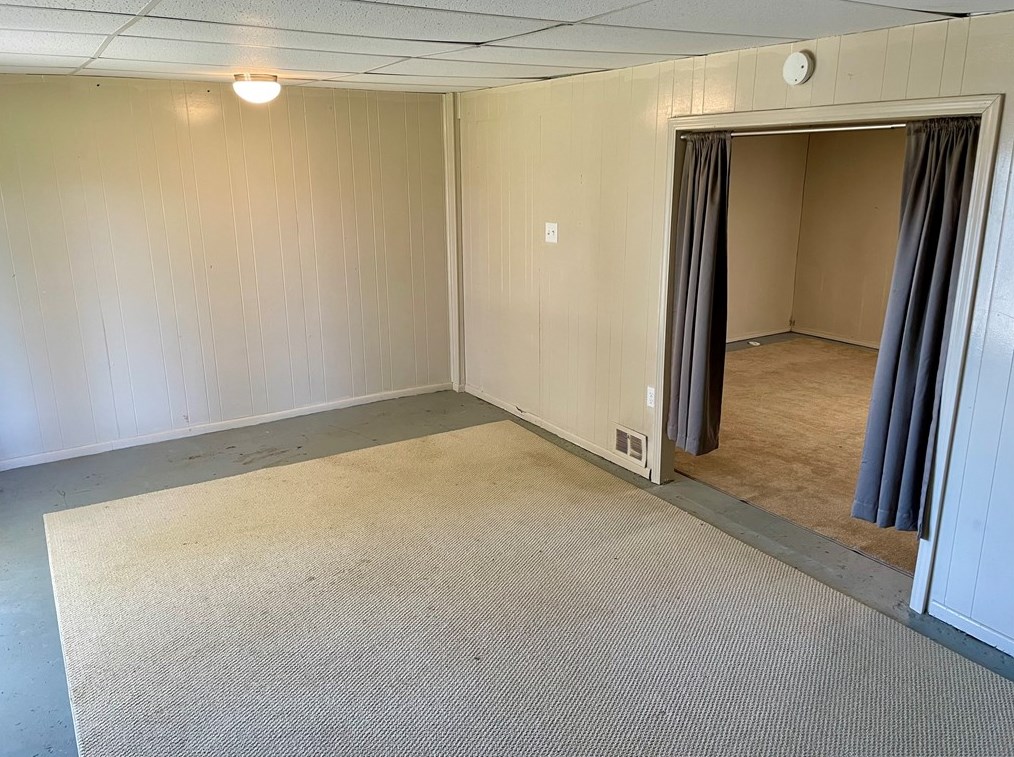 1253 Scenic Dr, Latrobe PA  15650-2735 exterior