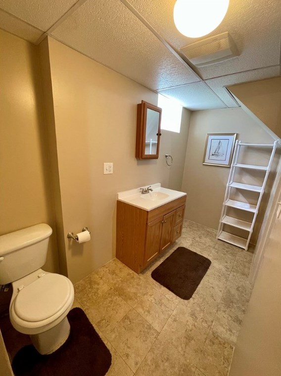 1253 Scenic Dr, Latrobe PA  15650-2735 exterior