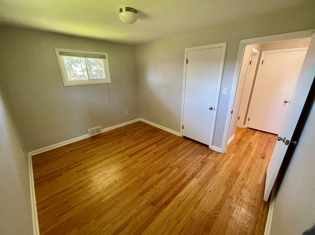 1253 Scenic Dr, Latrobe PA  15650-2735 exterior