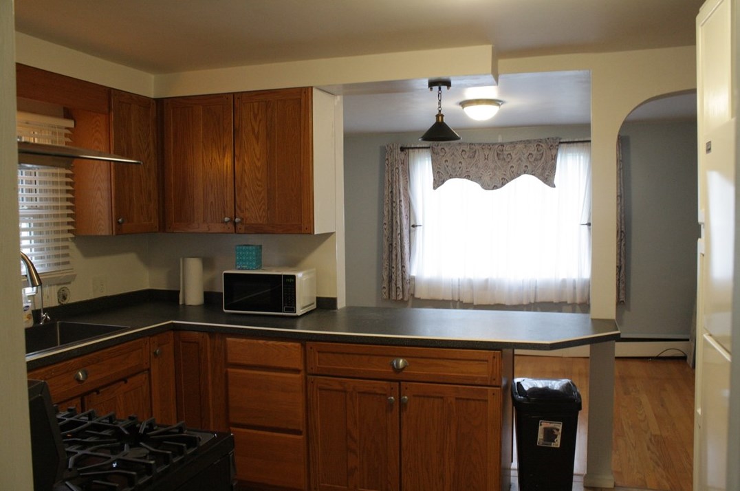 208 Jamestown Rd, Greenville PA  16125-9201 exterior