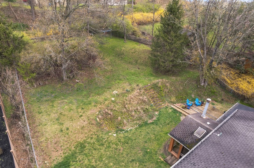 627 Driftwood Dr, Pittsburgh PA  15243-1712 exterior