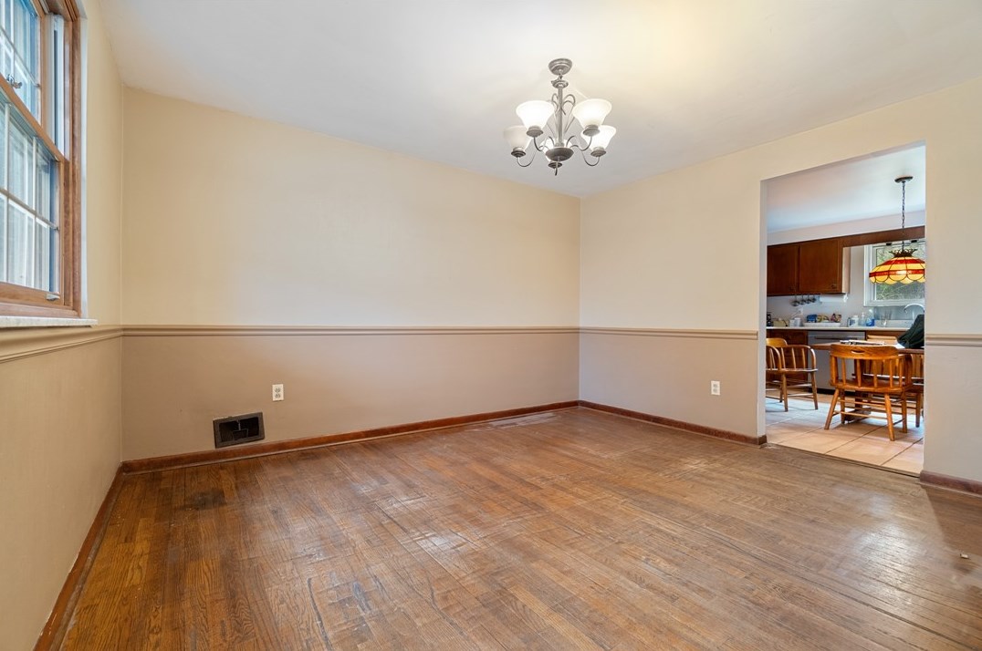 627 Driftwood Dr, Pittsburgh PA  15243-1712 exterior