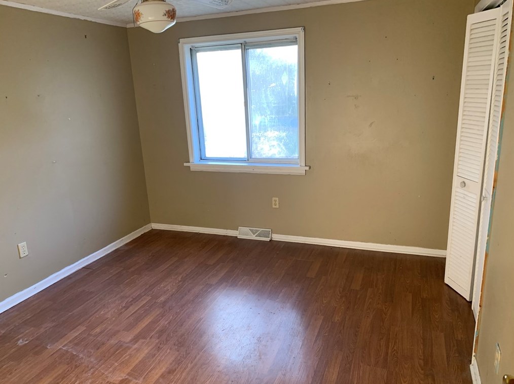 392 Cortez Dr, Washington PA 15301-1310 exterior