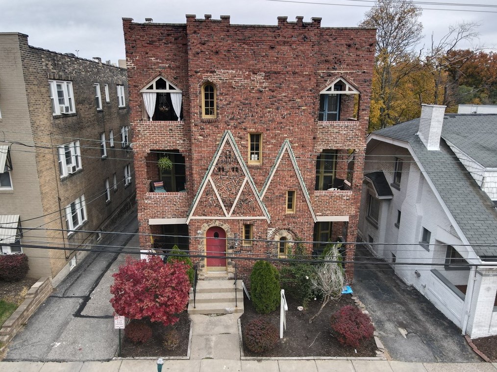 119 Central Sq, Pittsburgh PA 15228-2356 exterior