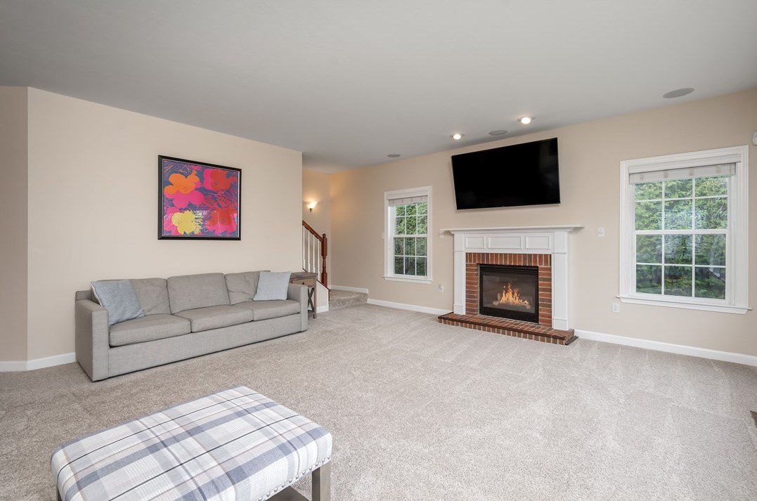 1412 Mystic Valley Dr, Sewickley PA  15143-8873 exterior