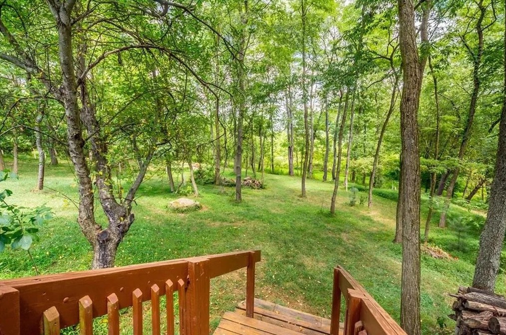1412 Mystic Valley Dr, Sewickley PA  15143-8873 exterior