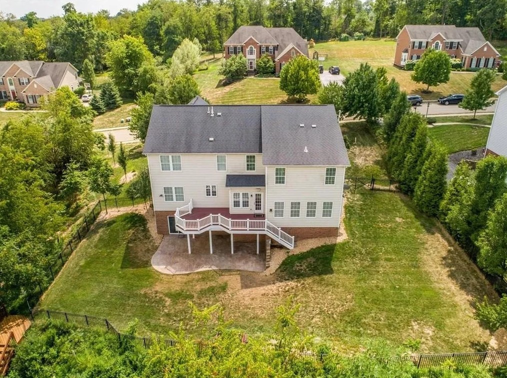 1412 Mystic Valley Dr, Sewickley PA  15143-8873 exterior
