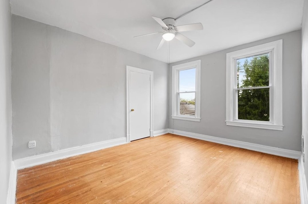 401 Harris Ave, Pittsburgh PA  15205-3226 exterior