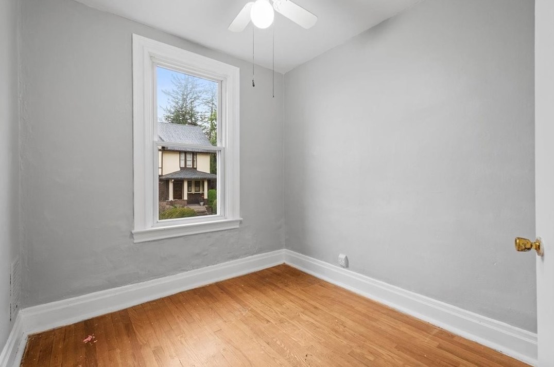 401 Harris Ave, Pittsburgh PA  15205-3226 exterior