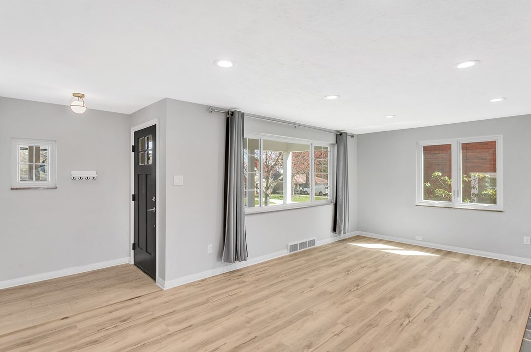 406 Smt Dr, Pittsburgh PA 15238-2921 exterior