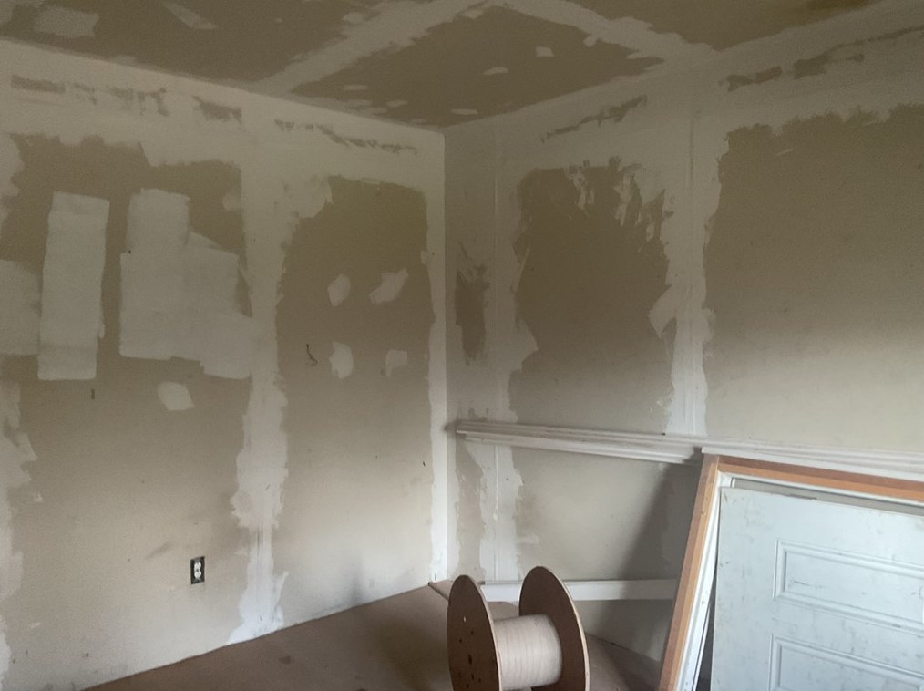 340 11 Ave, Whitaker PA  15120-1439 exterior