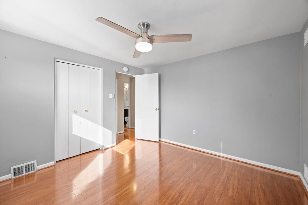 1628 Carmella Dr, Pittsburgh PA 15227-3713 exterior