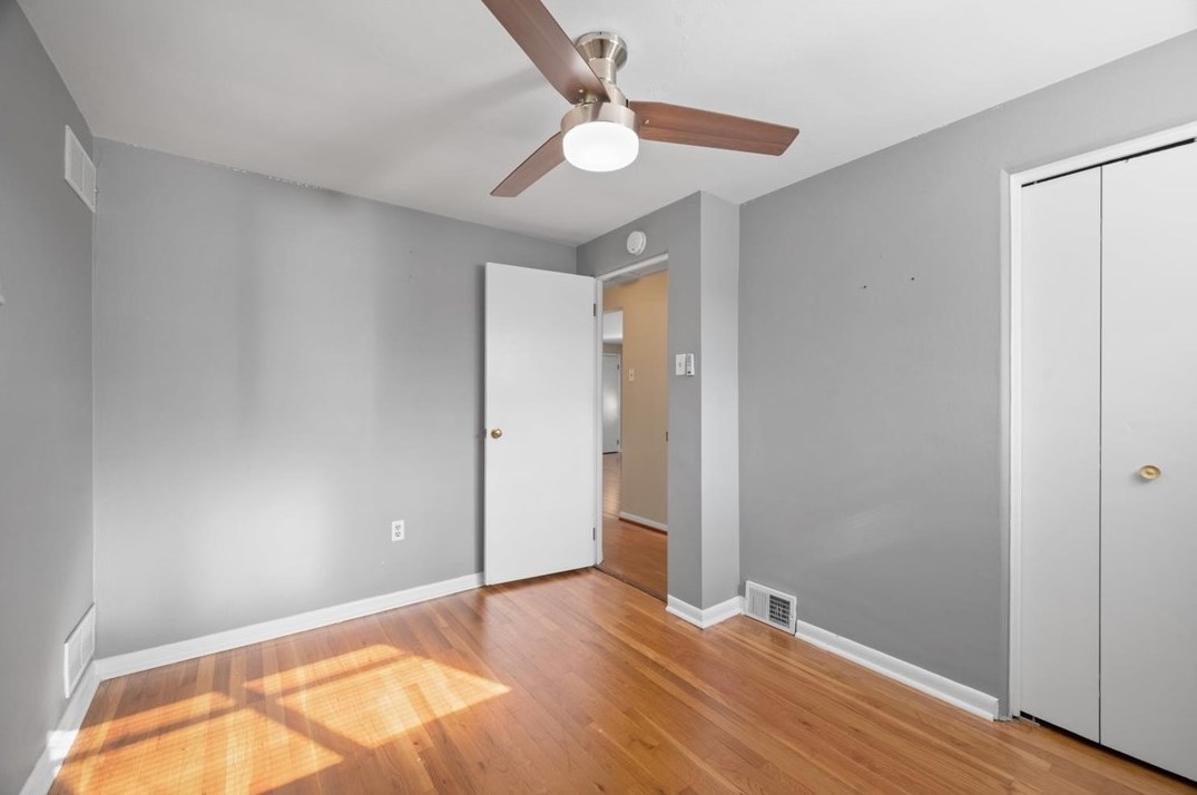 1628 Carmella Dr, Pittsburgh PA 15227-3713 exterior