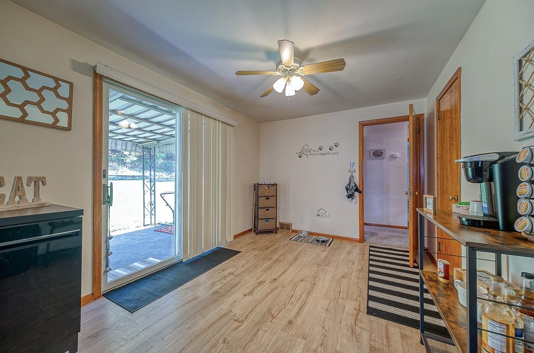 3622 Wallace Dr, Pittsburgh PA  15227-4428 exterior