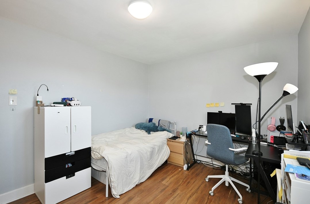 3134 Terrace St, Pittsburgh PA  15213-2413 exterior