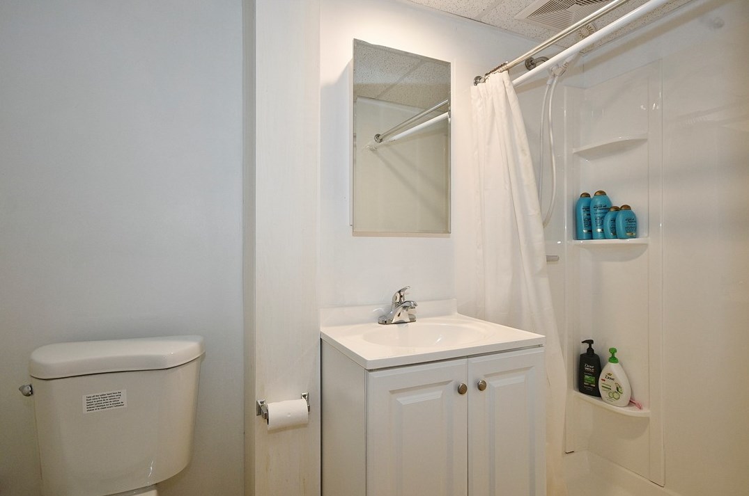 3134 Terrace St, Pittsburgh PA  15213-2413 exterior