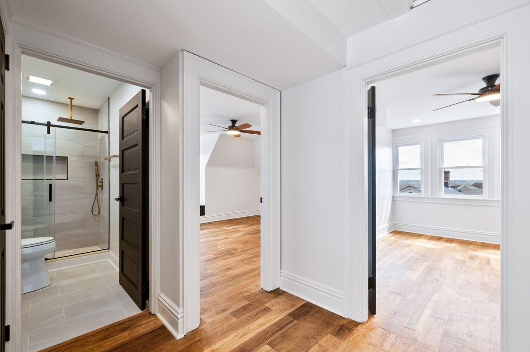 140 Bigham St, Pittsburgh PA  15211-1462 exterior