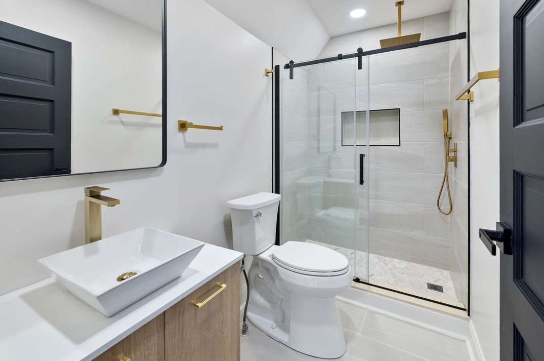 140 Bigham St, Pittsburgh PA  15211-1462 exterior