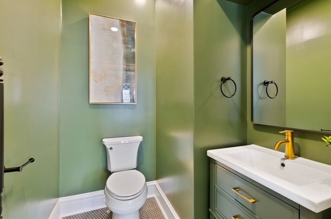 140 Bigham St, Pittsburgh PA  15211-1462 exterior