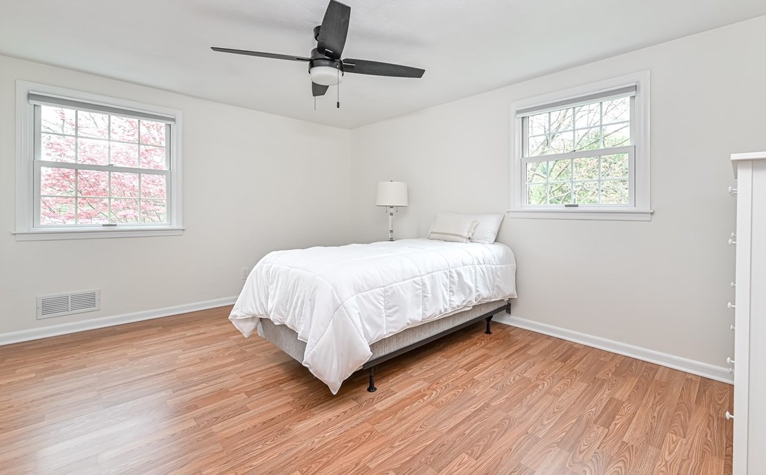 2101 Coventry Dr, Allison Park PA  15101-3364 exterior