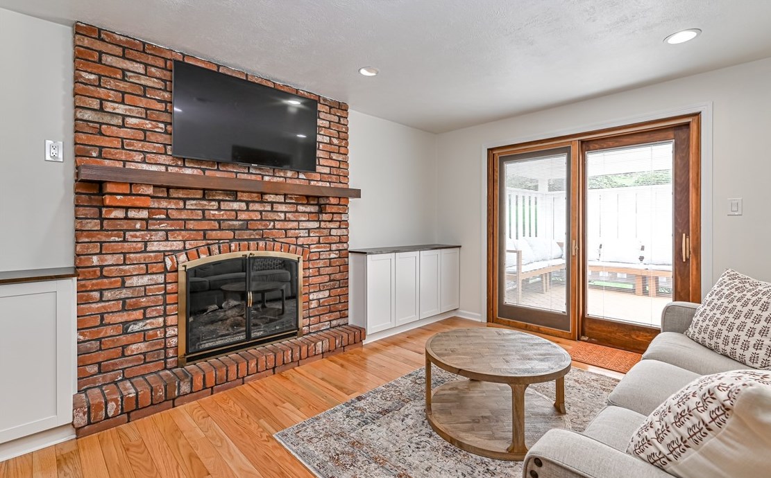 2101 Coventry Dr, Allison Park PA  15101-3364 exterior