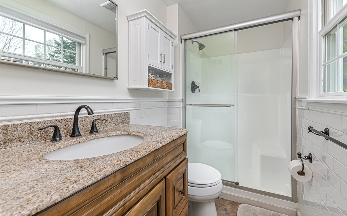 2101 Coventry Dr, Allison Park PA  15101-3364 exterior